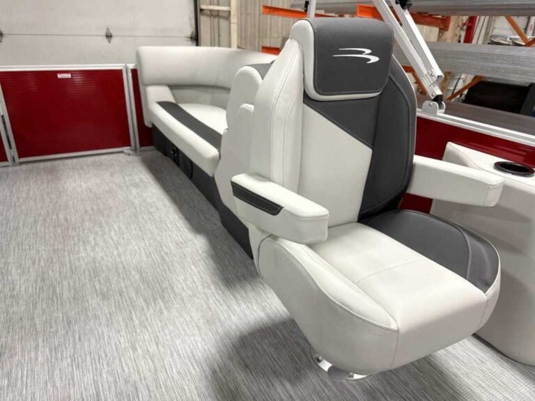 2026 Bennington 22SSR - SPECIAL PACKAGE US-ETWS9330J526 [photo 17]